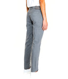 Pantaloni 5 tasche slim con toppa