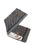 GUESS ACC D PRE Sciarpa fantasia stampa cinture e catene nero