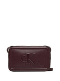 CK ACC.D COL Borsa camera case con monogramma prugna