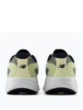 NEW BALANCE U Scarpe da corsa uomo New Balance 411's V4 reflection/fennel seed/black GIALLO/NERO