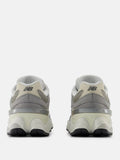 NEW BALANCE D Sneakers 9060 grigio
