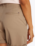 TOMMY J D Shorts chino con risvolto beige