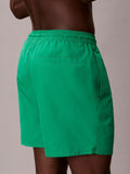 CK B.WEAR U Pantaloncini da bagno con cordoncino medio - CK Monogram VERDE SMERALDO