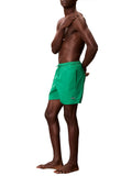 CK B.WEAR U Pantaloncini da bagno con cordoncino medio - CK Monogram VERDE SMERALDO