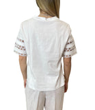 EMMEMARELLA2 T-shirt con ricami sulle maniche corte BIANCO OTTICO